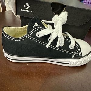Black Converse Toddler size 8. BRAND NEW